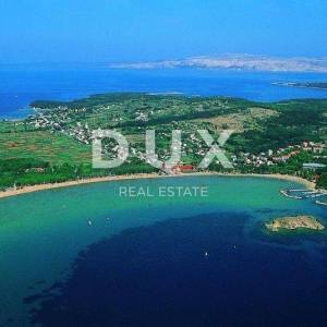 OTOK RAB, LOPAR - LUKSUZNA VILA smještena uz pješčani raj