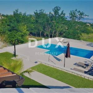 OTOK RAB, LOPAR - LUKSUZNA VILA smještena uz pješčani raj