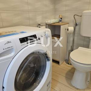 OTOK RAB, PALIT - Garsonijera u centru