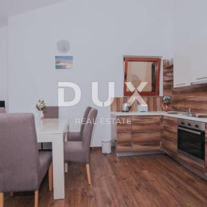 OTOK RAB, PALIT - Moderne vile s apartmanima nedaleko centra