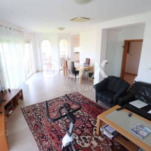 OTOK RAB, SUPETARSKA DRAGA - Apartmanska kuća na odličnoj lokaciji