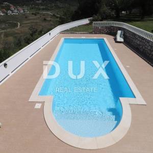 OTOK RAB, SUPETARSKA DRAGA - Prekrasna vila sa bazenom na odličnoj lokaciji