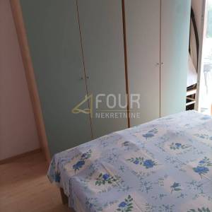 Otok Rab, Supetarska Draga, kuća s 5 apartmana, 1. red do mora