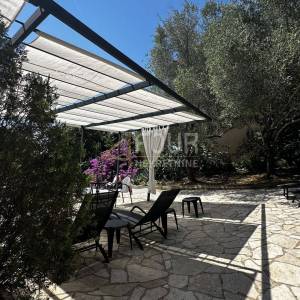 Otok Rab, Supetarska Draga - Gonar, kuća s apartmanima i 2 bazena, panoramski pogled