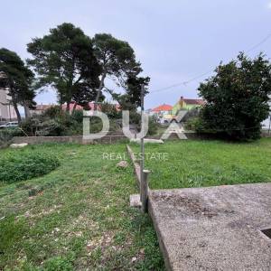 OTOK UGLJAN, UGLJAN - Katnica s dva apartmana 150 m od mora