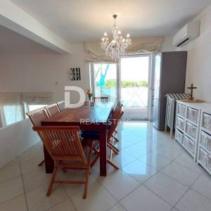 OTOK UGLJAN, UGLJAN - Penthouse 1. red od mora
