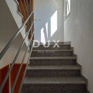 OTOK UGLJAN, UGLJAN - Penthouse 1. red od mora