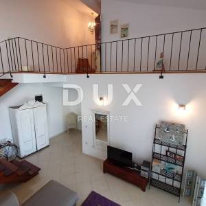 OTOK UGLJAN, UGLJAN - Penthouse 1. red od mora