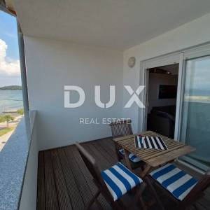 OTOK UGLJAN, UGLJAN - Penthouse 1. red od mora