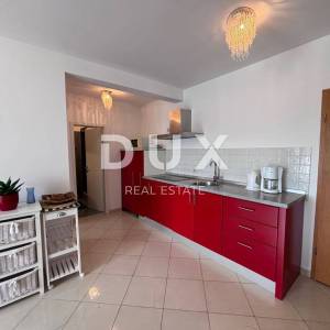 OTOK UGLJAN, UGLJAN - Penthouse 1. red od mora