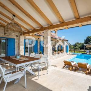 OTOK UGLJAN, UGLJAN - Prekrasna kamena vila s bazenom