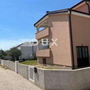 OTOK VIR - Apartmanska kuća sa 3 stambene jedinice