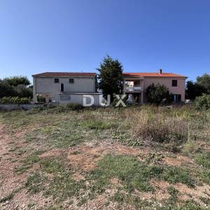 OTOK VIR - Građevinsko zemljište u centru