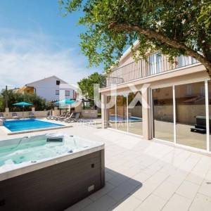 OTOK VIR - Prekrasna vila 200m od mora