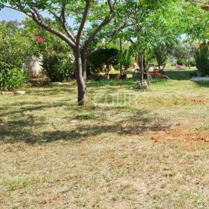 Otok Vir, samostojeća kuća na velikom zemljištu površine 2.732m2