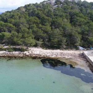OTOK VRGADA - Građevinsko zemljište 1. red do mora