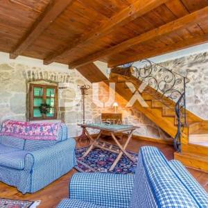 Otork Krk, okolica Dobrinja - Renovirana kamena kuća