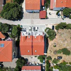 PAG, MANDRE- stan 65m2  prizemlje u neposrednoj blizini mora i plaže