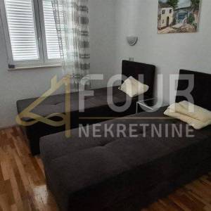 Pakoštane, 2s+db, balkon, pogled na more i jezero