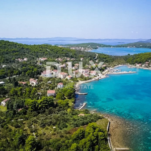 PAŠMAN, ŽDRELAC - građevinski teren 5778m2 s pogledom na more za stambenu zgradu – stanove /apartmane /  obiteljsku kuću / vill...