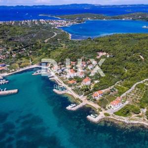 PAŠMAN, ŽDRELAC - građevinski teren 5778m2 s pogledom na more za stambenu zgradu – stanove /apartmane /  obiteljsku kuću / vill...