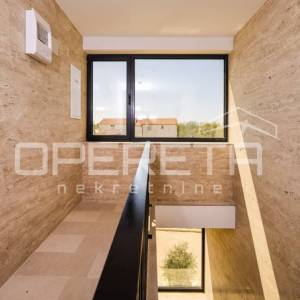 Penthouse s krovnom terasom, 126 m2, 300 m od mora, Sabunike, Privlaka