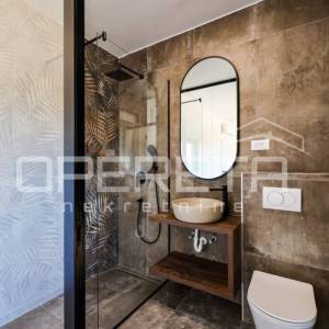 Penthouse s krovnom terasom, 126 m2, 300 m od mora, Sabunike, Privlaka