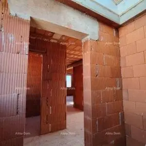 Penthouse u novogradnji u blizini mora