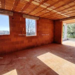 Penthouse u novogradnji u blizini mora