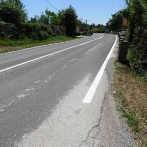 PERMANI - MATULJI - JURDANI - građevinski teren 6422m2 sa građevinskom dozvolom za 2 hale od cca 470m2 x 2 - plaćene sve komuna...
