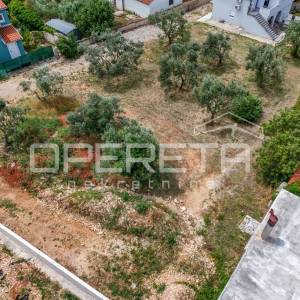 Peroj – Građevinsko zemljište 778m2 s pogledom na more!