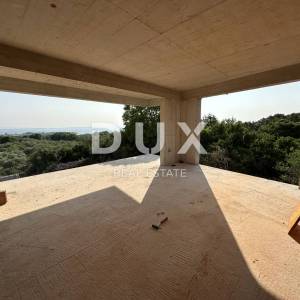 PETRČANE - Luksuzni penthouse 105m² - Pogled na more!!
