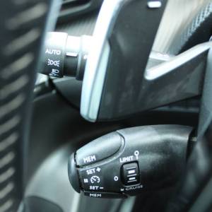 Peugeot 2008 1.2 Puretech Allure AUTOMATIK *LED, KAMERA*