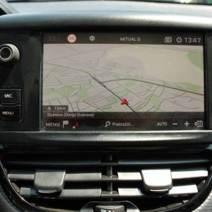 Peugeot 2008 1.2 Puretech GT Line AUTOMATIK *PANORAMA, NAVIGACIJA, KAMERA*