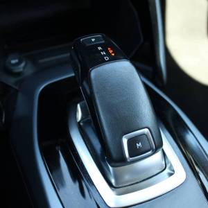 Peugeot 2008 1.2 Puretech Allure AUTOMATIK *LED, NAVIGACIJA, KAMERA*