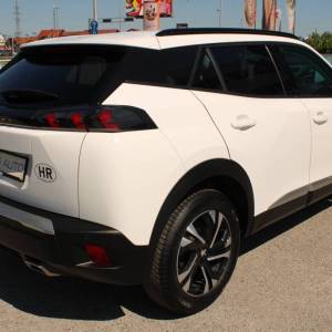 Peugeot 2008 1.2 Puretech Allure AUTOMATIK *LED, NAVIGACIJA, KAMERA*