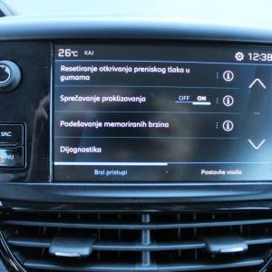 Peugeot 2008 1.2 Puretech
