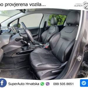 Peugeot 2008 1.2i Executive 110 KS, REG 11/25 TEM+PANO+GR SJED+PDC+NAVI