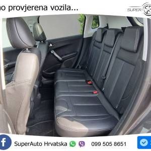 Peugeot 2008 1.2i Executive 110 KS, REG 11/25 TEM+PANO+GR SJED+PDC+NAVI