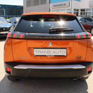 Peugeot 2008 1.5 HDi Allure AUTOMATIK *LED, NAVIGACIJA, KAMERA*