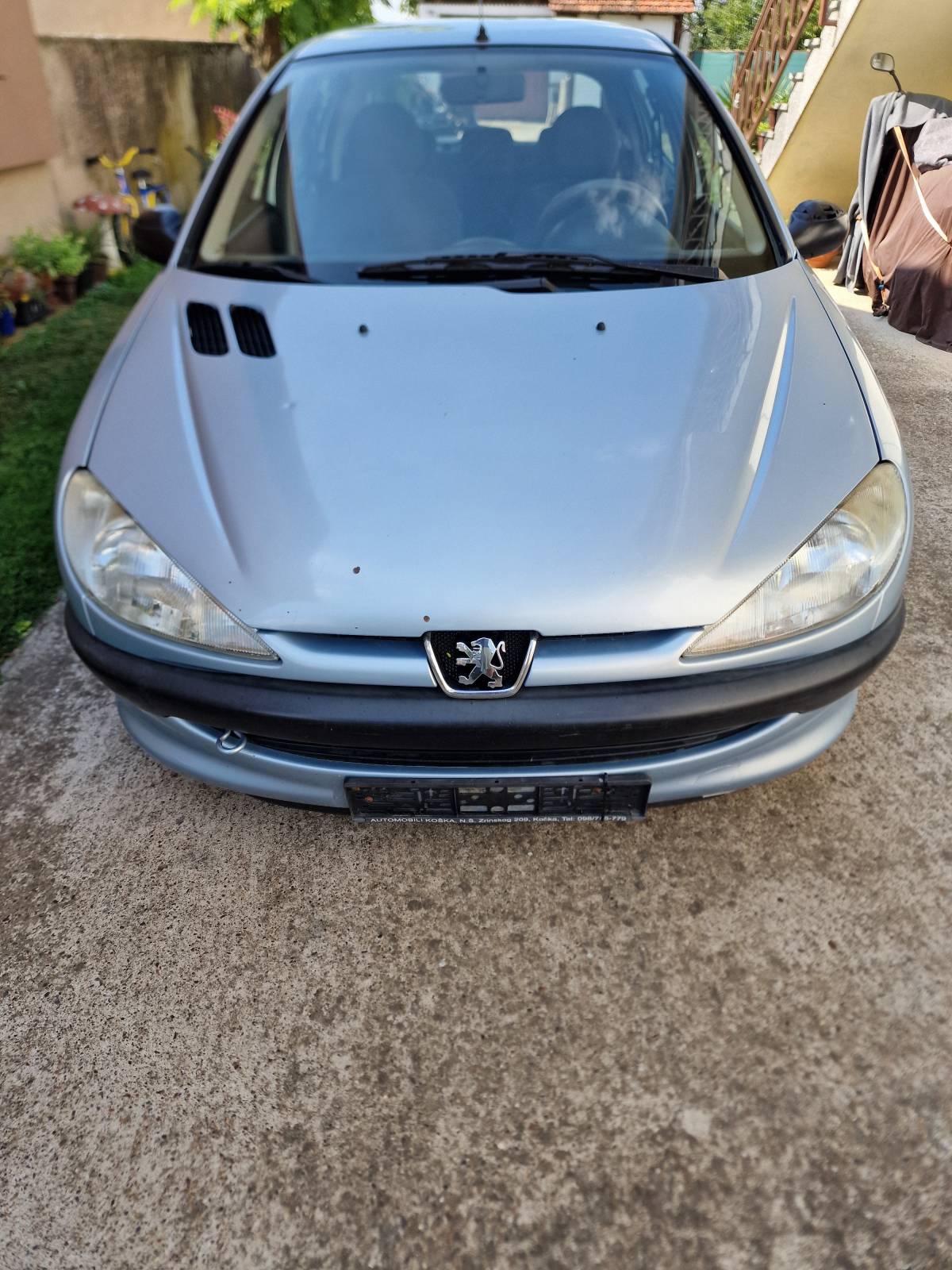 Peugeot 206 1.4 benzin