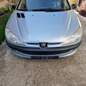Peugeot 206 1.4 benzin
