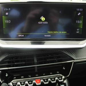 Peugeot 208 1.2 130ks GT Line AUTOMATIK *LED, KAMERA, PANORAMA*