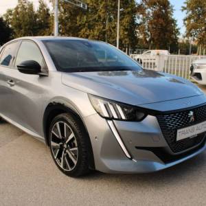 Peugeot 208 1.2 GT 130ks AUTOMATIK *LED, KAMERA, NAVIGACIJA*
