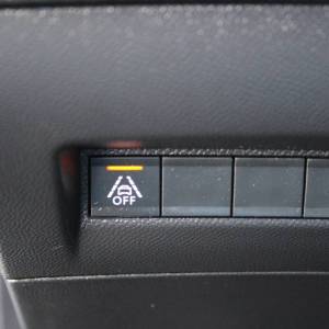 Peugeot 208 1.2 GT 130ks AUTOMATIK *LED, KAMERA, NAVIGACIJA*