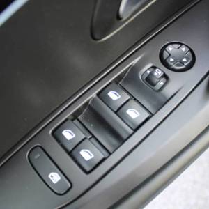 Peugeot 208 1.2 GT 130ks AUTOMATIK *LED, KAMERA, NAVIGACIJA*
