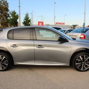 Peugeot 208 1.2 GT 130ks AUTOMATIK *LED, KAMERA, NAVIGACIJA*