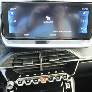 Peugeot 208 1.2 GT 130ks AUTOMATIK *LED, KAMERA, NAVIGACIJA*