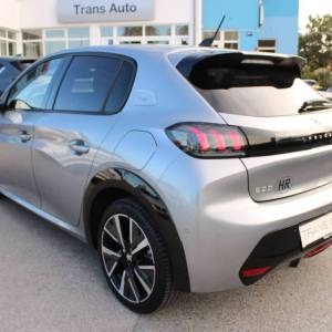 Peugeot 208 1.2 GT 130ks AUTOMATIK *LED, KAMERA, NAVIGACIJA*