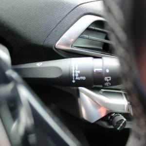 Peugeot 3008 1.2 Puretech Allure *NAVIGACIJA, LED, KAMERA*
